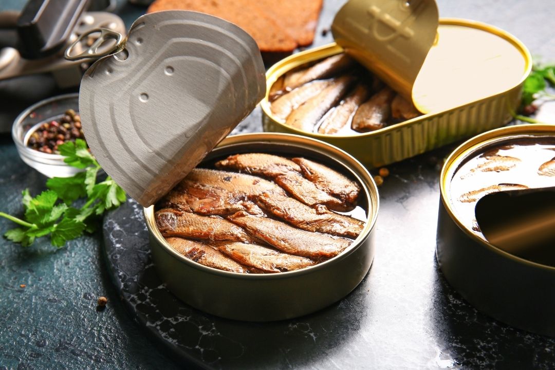 Productos gourmet enlatados: sardinas en conserva premium, sabor tradicional Albacete